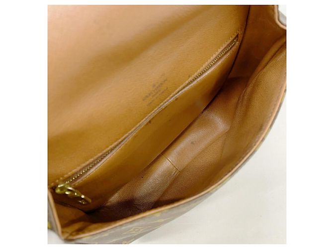 Borsa a tracolla Louis Vuitton Monogram Saint Cloud GM Marrone - vista 4