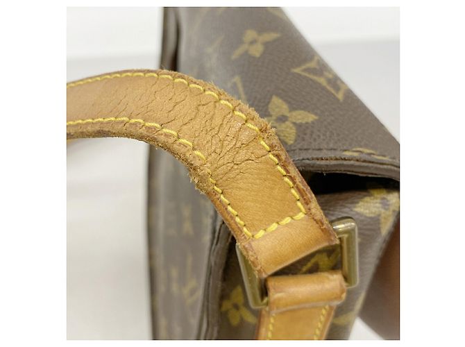 Borsa a tracolla Louis Vuitton Monogram Saint Cloud GM Marrone - vista 9