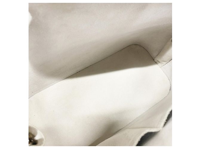 Borsa Louis Vuitton Alma PM Bianco sporco - vista 4