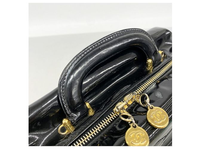Borsa Vanity Chanel in pelle verniciata nera Nero - vista 7