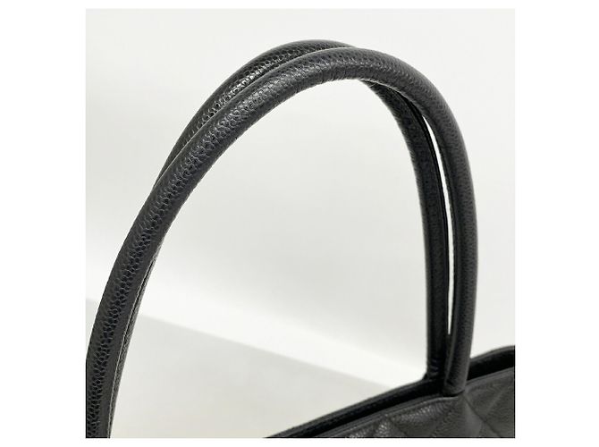 Borsa Tote Chanel in pelle di vitello martellata nera Nero - vista 7