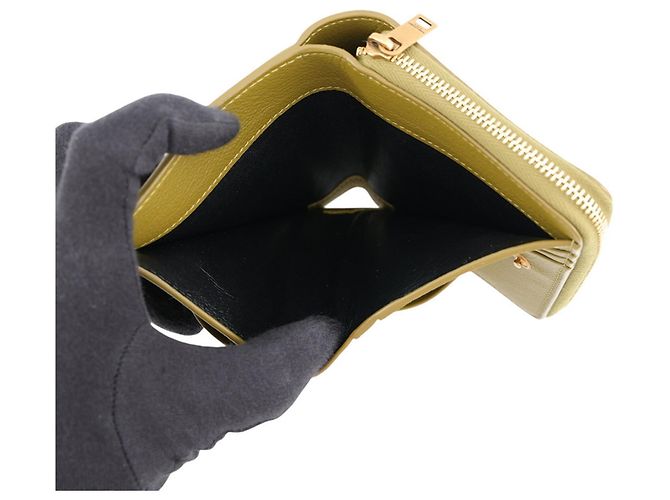 Yves Saint Laurent Bi-fold Ledergeldbörse Grün - Ansicht 4