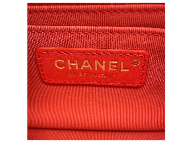 Borsa a tracolla Mini Matelassé con catena Chanel Rosso - vista 15