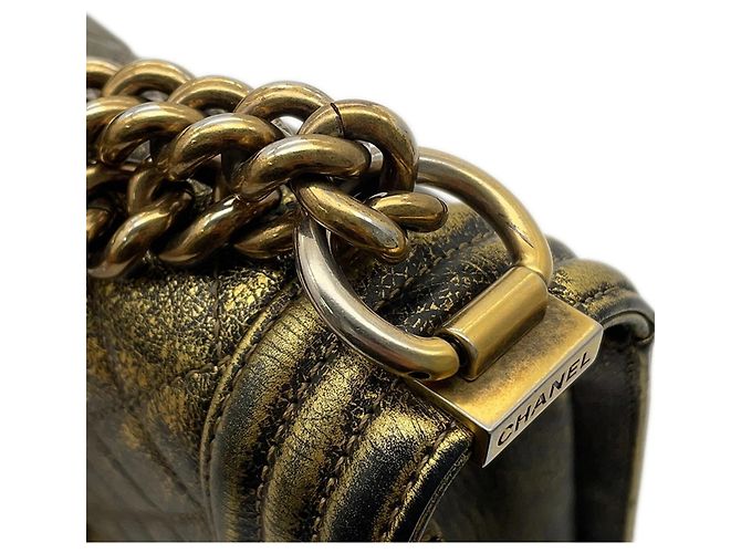 Borsa a tracolla con catena Chanel Matelassé in pelle d'agnello Nero - vista 15