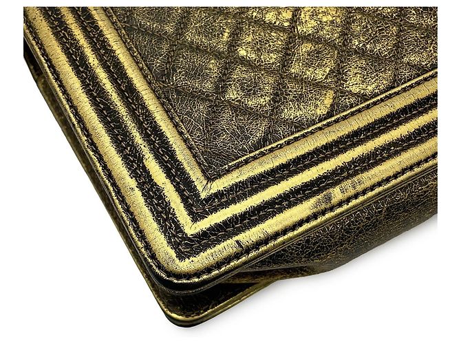 Borsa a tracolla con catena Chanel Matelassé in pelle d'agnello Nero - vista 8