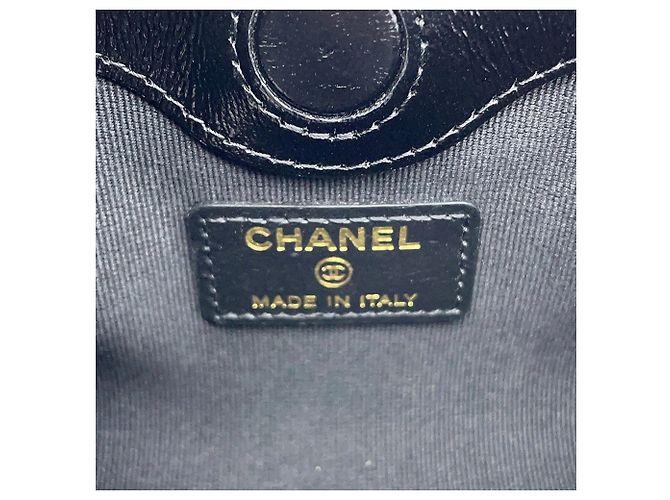 Borsa a tracolla Chanel Matelassé in pelle d'agnello Nero - vista 13