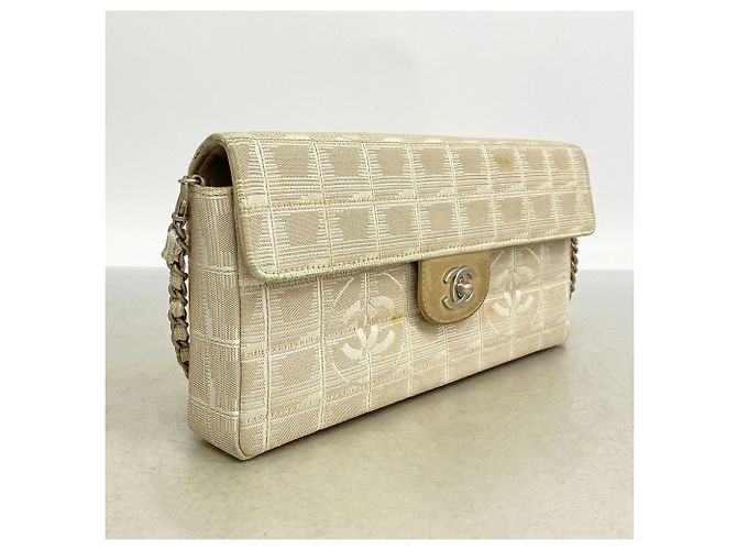 Borsa a tracolla Chanel New Travel in nylon Beige - vista 2