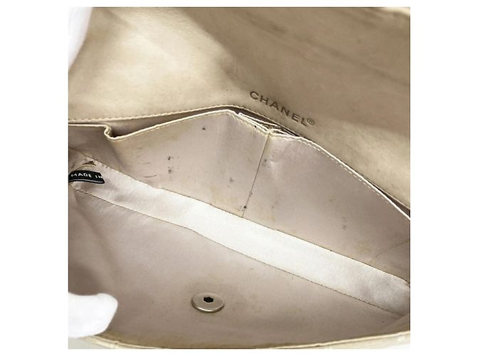 Borsa a tracolla Chanel New Travel in nylon Beige - vista 4