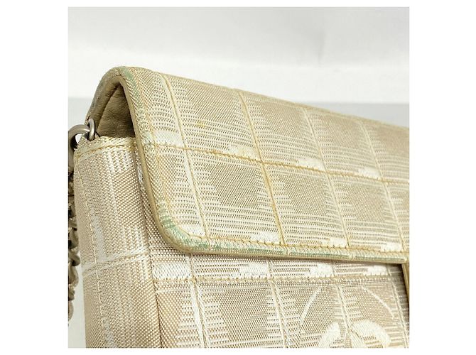 Borsa a tracolla Chanel New Travel in nylon Beige - vista 6