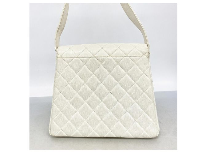 Chanel Matelassé White Schultertasche Weiß - Ansicht 10
