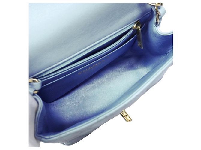 Sac à épaule Chanel Mini Matelassé avec chaîne Bleu clair - vue 4