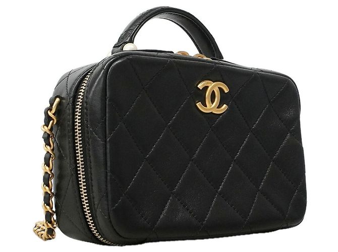 Borsa Vanity Chanel in pelle d'agnello matelassé nera Nero - vista 2