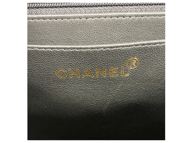 Borsa a Tracolla Chanel Matelassé Nera Nero - vista 5