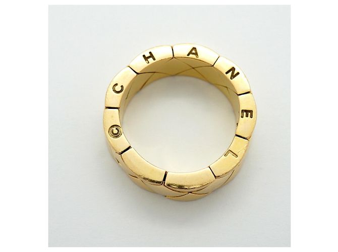 Chanel Matelassé Ring aus 18K Gelbgold - Ansicht 4