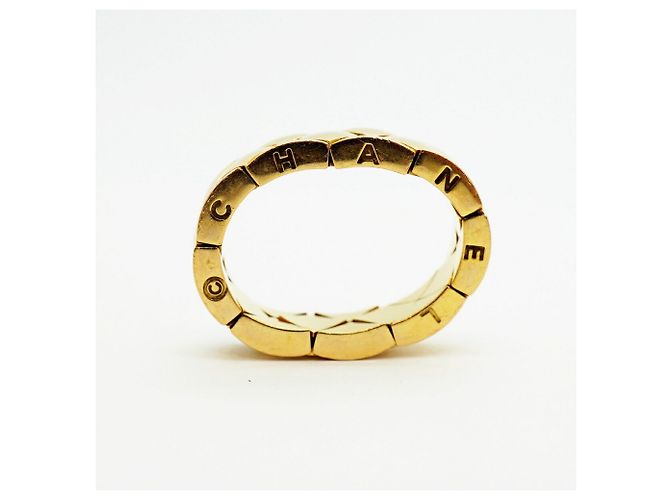 Chanel Matelassé Ring aus 18K Gelbgold - Ansicht 9