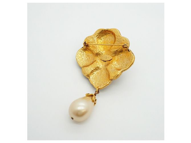 Spilla Chanel placcata oro con perla sintetica e Gripoix Gold Multicolore D'oro - vista 5