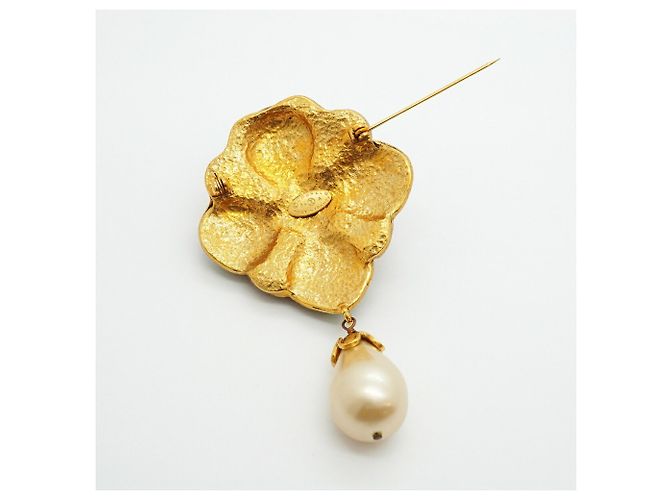 Spilla Chanel placcata oro con perla sintetica e Gripoix Gold Multicolore D'oro - vista 6