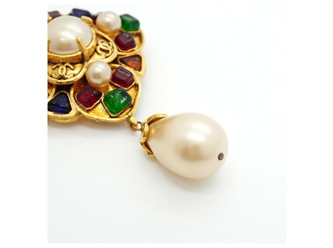 Spilla Chanel placcata oro con perla sintetica e Gripoix Gold Multicolore D'oro - vista 7