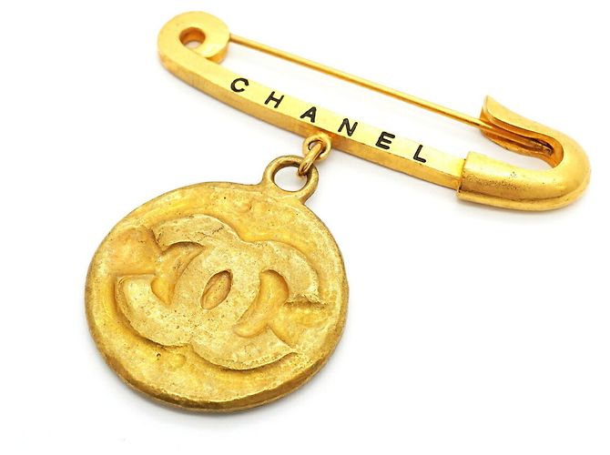 Spilla Chanel placcata oro D'oro - vista 2