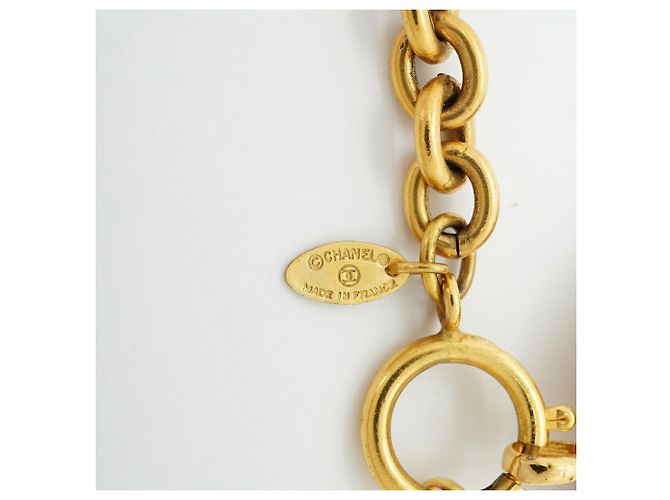Colar Chanel Coco Mark Circle Dourado - vista 5