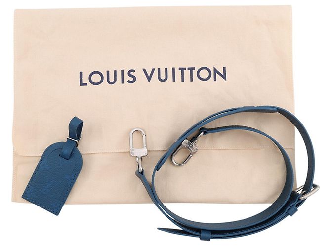 Borsa Louis Vuitton Keepall Bandoulière 25 Monogram Blu - vista 10