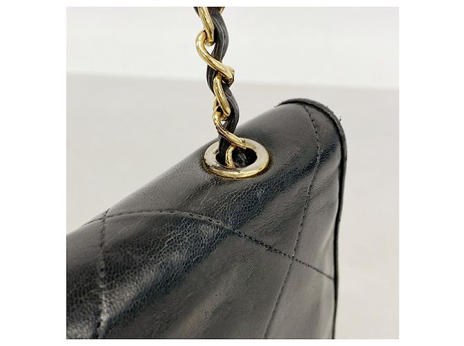 Chanel Matelassé Schultertasche mit Kette Schwarz - Ansicht 11