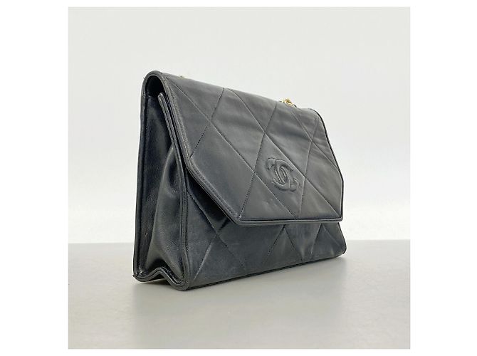 Chanel Matelassé Schultertasche mit Kette Schwarz - Ansicht 2
