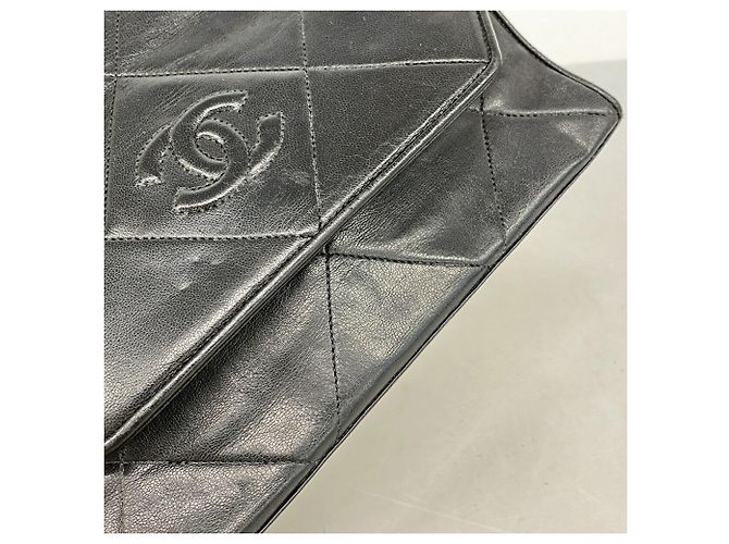 Chanel Matelassé Schultertasche mit Kette Schwarz - Ansicht 9