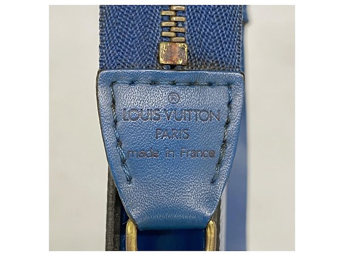 Louis Vuitton Epi Pochette Accessoires in Toledo Blue - vista 5