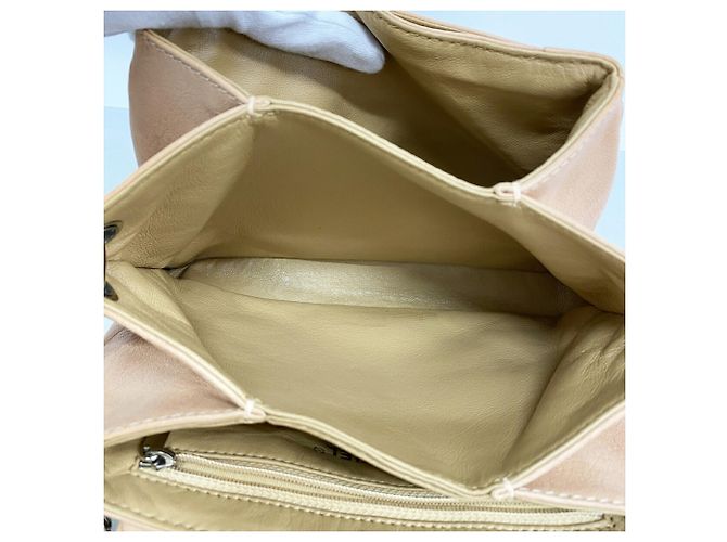 Borsa a tracolla Chanel Matelassé con catena Marrone chiaro - vista 4