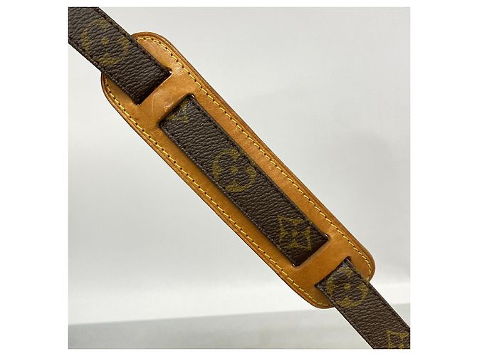 Bolso de hombro Nile Monogram Louis Vuitton Castaño - vista 9