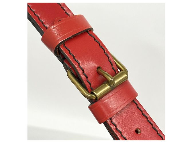 Noe Borsa a tracolla Louis Vuitton Epi Petit Noé Rosso - vista 10