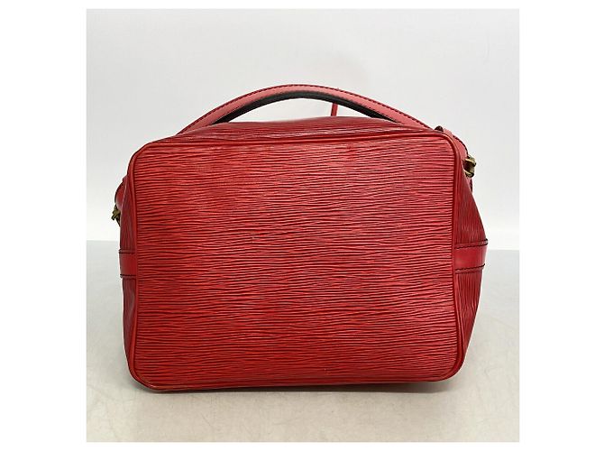 Noe Borsa a tracolla Louis Vuitton Epi Petit Noé Rosso - vista 3