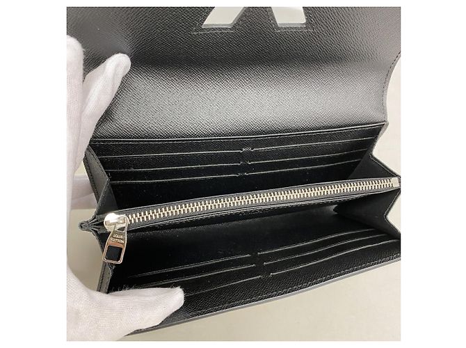 Louis Vuitton Epi Leather Portefeuille Twist Long Wallet M61491 Bianco - vista 3