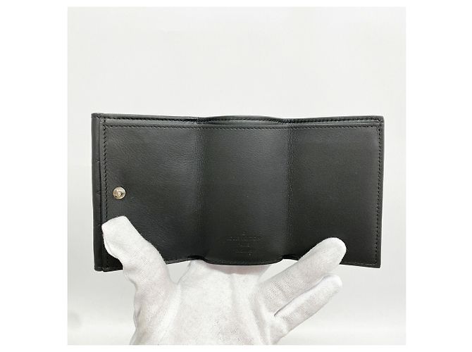 Louis Vuitton Tri-fold Wallet - Black - view 3