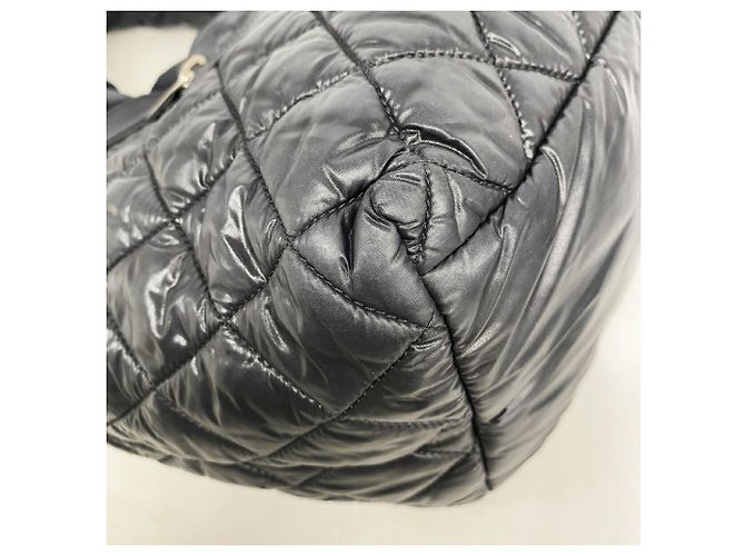Borsa Tote Chanel Coco Cocoon in nylon Nero - vista 9