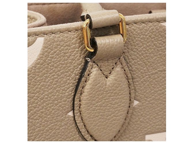 Louis Vuitton Monogram Empreinte Bicolor OnTheGo PM Handtasche Grau Roh - Ansicht 11