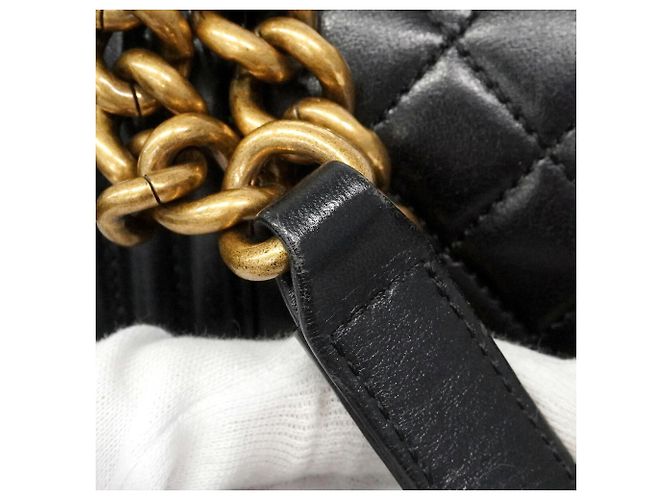 Borsa a tracolla Chanel Boy Chain Nero - vista 9