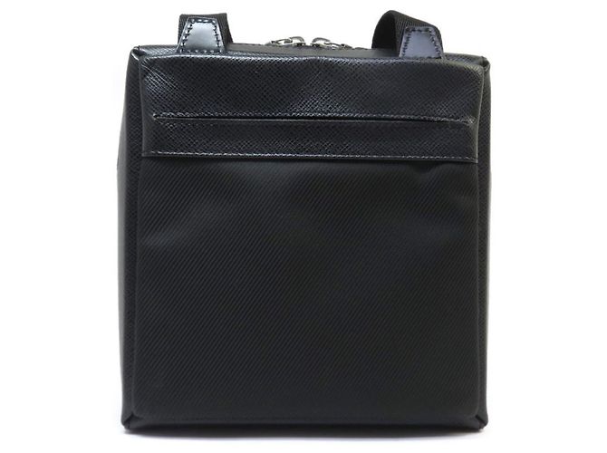 Borsa a tracolla LOUIS VUITTON Taiga Sayan Grigio - vista 2