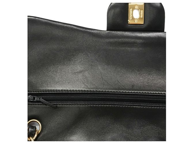 Borsa a tracolla Chanel in pelle d'agnello nera Nero - vista 11