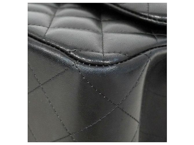 Borsa a tracolla Chanel in pelle d'agnello nera Nero - vista 6