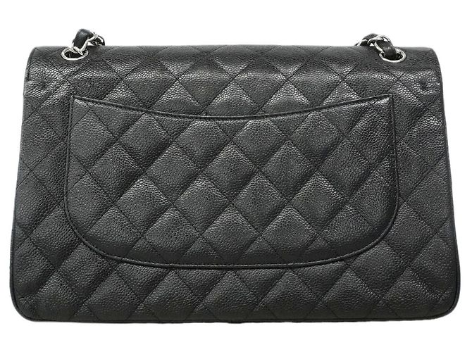 Chanel Schultertasche aus schwarzem genarbtem Kalbsleder - Ansicht 13
