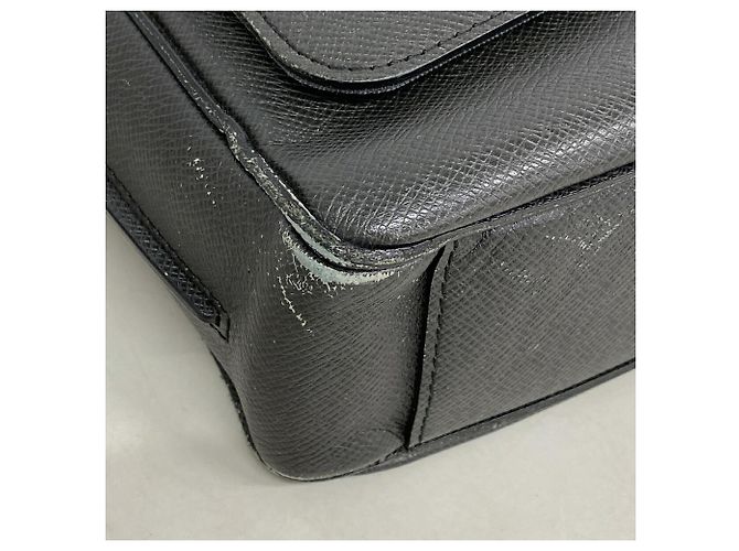 Borsa a tracolla Louis Vuitton Taiga Roman PM Grigio - vista 6
