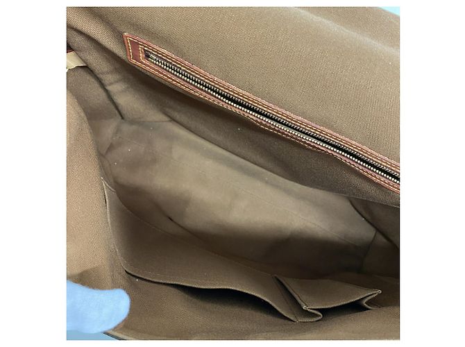 Borsa a tracolla Louis Vuitton Monogram Abbesses M45257 Marrone - vista 4