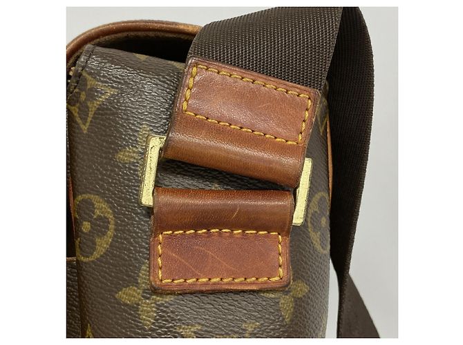 Borsa a tracolla Louis Vuitton Monogram Abbesses M45257 Marrone - vista 8