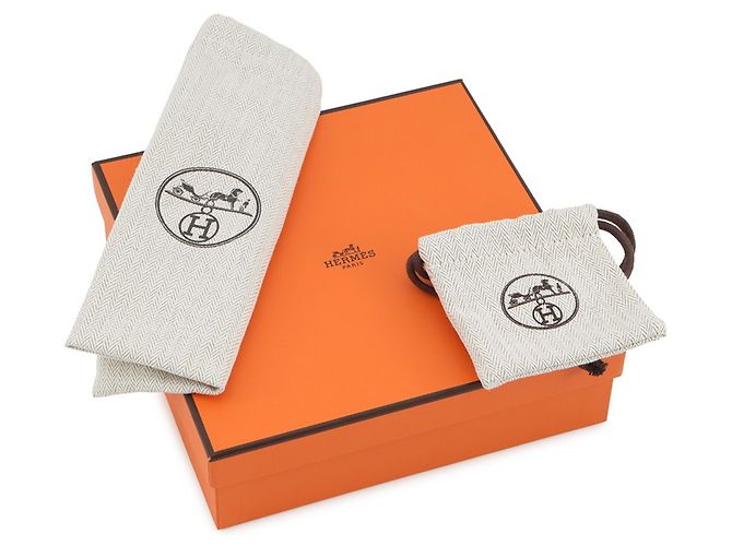 Hermès Cintura Hermes Jumbo in Black & Gold Nero - vista 11