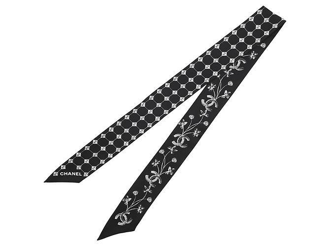 Foulard in seta Chanel bianco e nero - vista 2