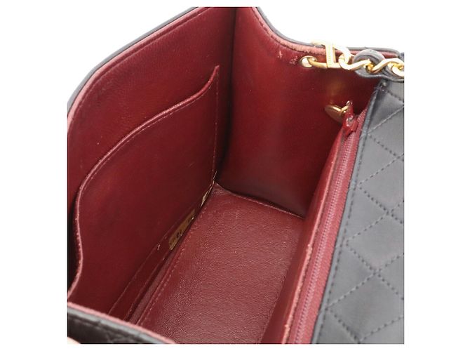 Borsa a tracolla Chanel Matelassé Coco Mark Chain Nero - vista 8