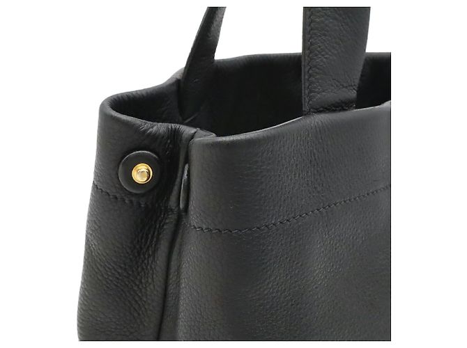 Bolso Tote Perforado Prada Negro - vista 7