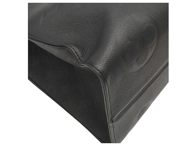 Borsa Tote Louis Vuitton Monogram Empreinte OnTheGo GM Nero - vista 4